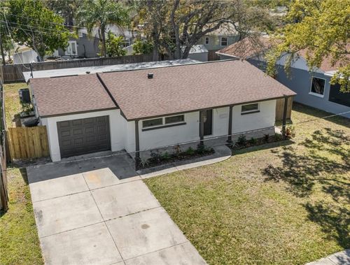 8201 Riverside Dr Ne, St Petersburg, FL, 33702-3801 | Card Image