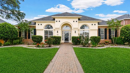 2409 Micarta Dr, Plano, TX, 75025-2446 | Card Image