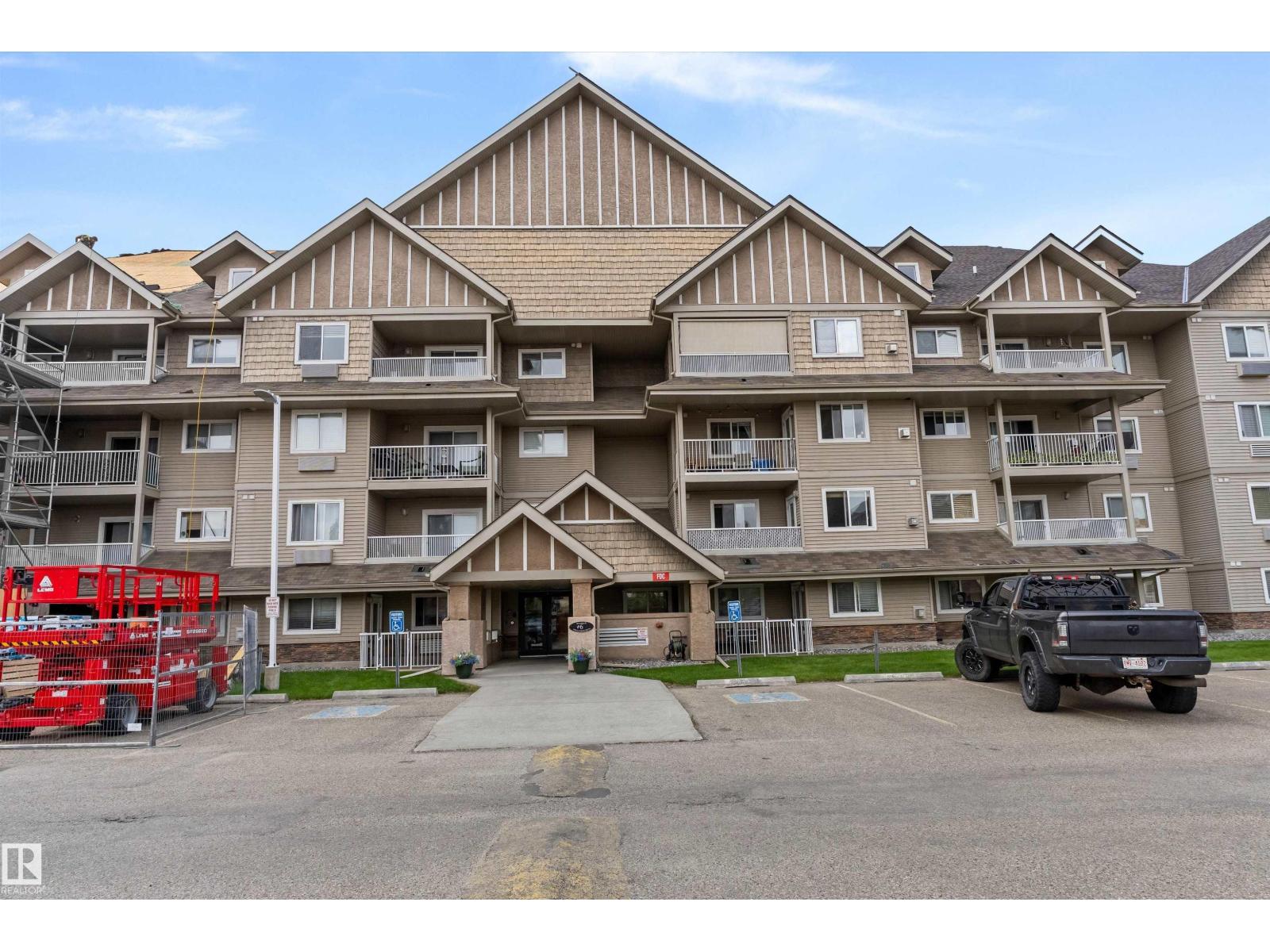 Residential in Spruce Grove 3