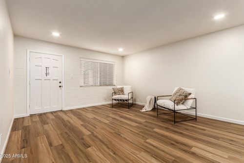 19-6544 N 12th St, Phoenix, AZ, 85014-1333 | Card Image