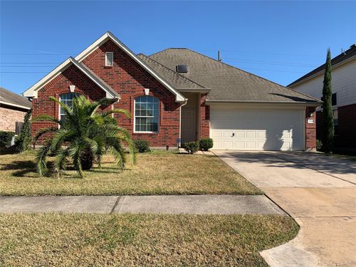 2014 Makenna Ln, Houston, TX, 77049-1643 | Card Image