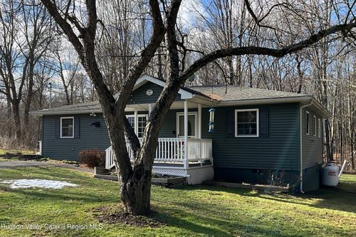 7 Gardiner Park, New Paltz, NY, 12561-4226 | Card Image