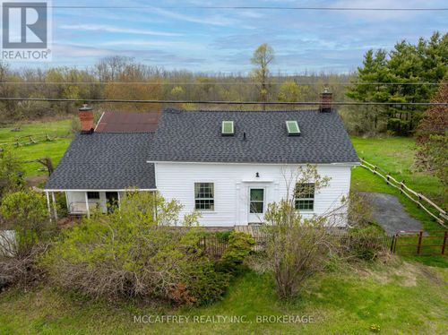 6429 County Rd 2, Loyalist (Odessa), ON, K0H2H0 | Card Image