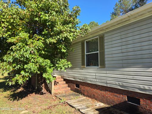 653 Harris Creek Rd, Jacksonville, NC, 28540-8401 | Card Image