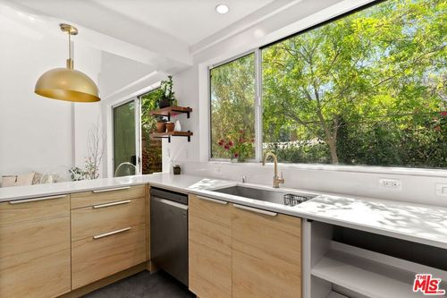 c-1244 14th St, Santa Monica, CA, 90402 | Card Image