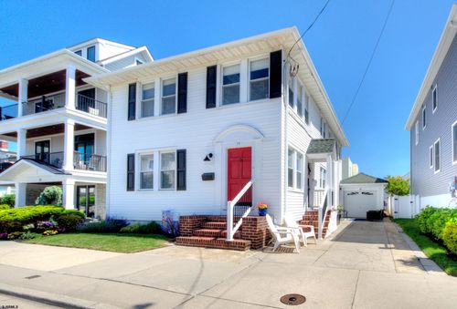 19 N Douglas Ave, MARGATE CITY, NJ, 08402-1921 | Card Image