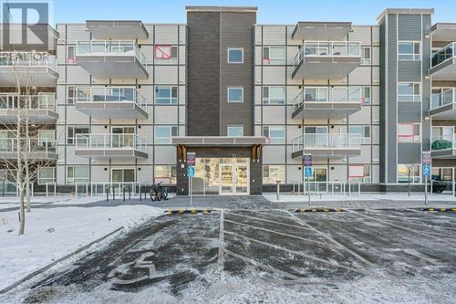 101-40 Carrington Plaza Nw, Calgary, AB, T3P1X7 | Card Image