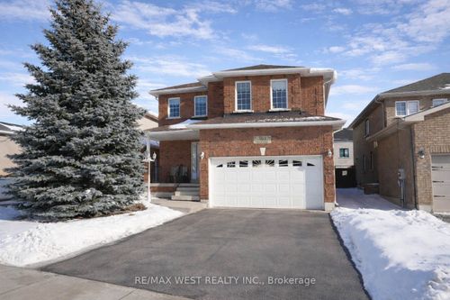 503 Simcoe Rd, Bradford, ON, L3Z3C4 | Card Image