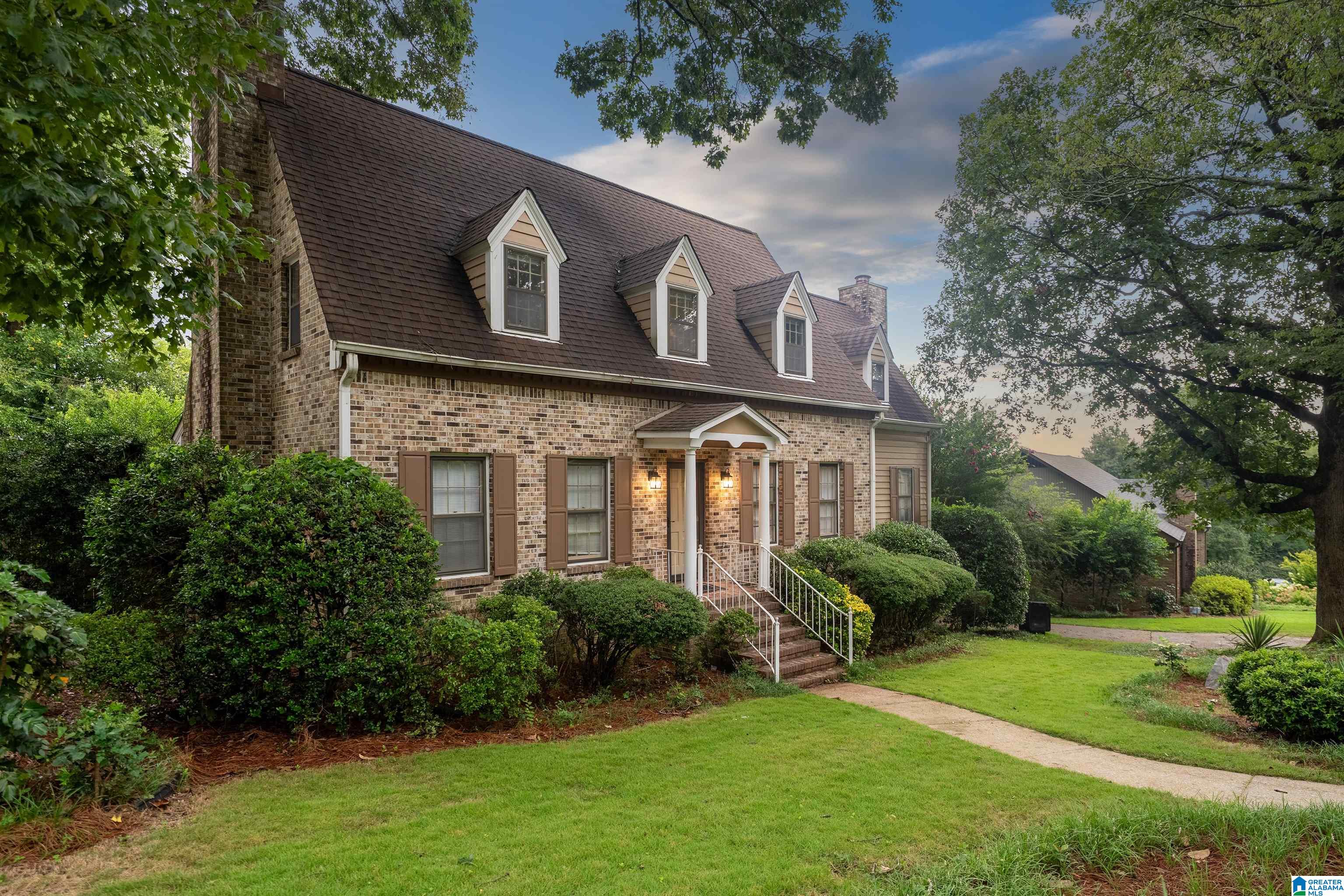 Residential in HOOVER 4