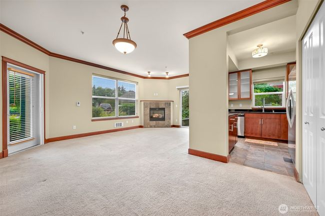 C102 - 259 W Bakerview Rd, Condo with 2 bedrooms, 2 bathrooms and 1 parking in Bellingham WA | Image 5