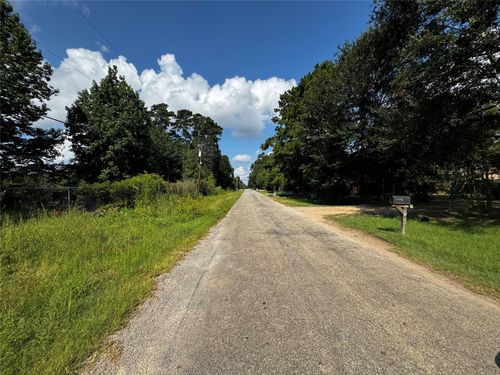 17632 Drowsy Pnes, Conroe, TX, 77306-6204 | Card Image