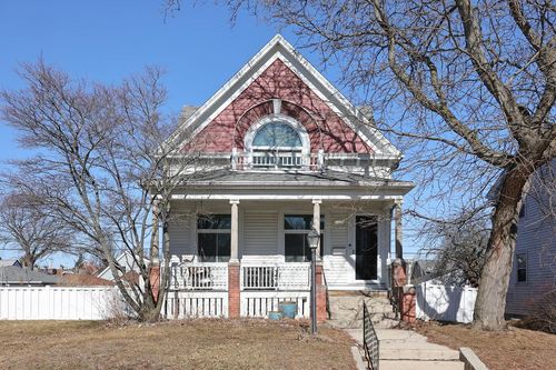 3660 E Armour Avenue, Cudahy, WI, 53110 | Card Image