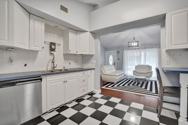 502 Rambling Drive Cir, House other with 5 bedrooms, 3 bathrooms and null parking in Wellington FL | Image 62