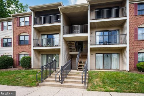 13 Voscek Ct, LAWRENCEVILLE, NJ, 08648-2645 | Card Image