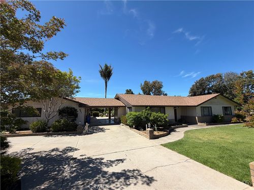341 N Las Flores Dr, Nipomo, CA, 93444-9250 | Card Image