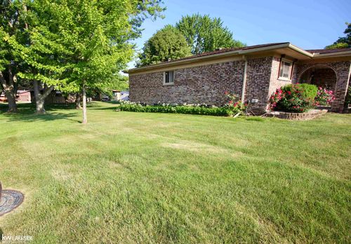 31736 William Dr, Chesterfield, MI, 48047-3005 | Card Image