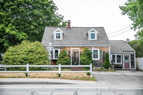 81 Washington St, Rochester, NH, 03867-1839 | Card Image