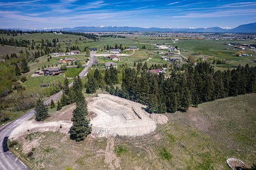 138 Ashley Hills Dr, Kalispell, MT, 59901-7333 | Card Image