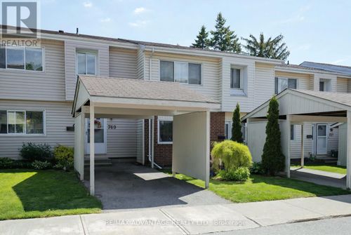 749 Wilkins Street, London South (South R), ON, N6C4Z9 | Card Image