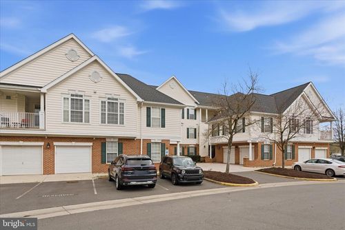 unit-202-25300 Lake Mist Sq, CHANTILLY, VA, 20152-4466 | Card Image