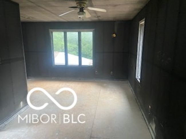 1537 Greer Dell Rd, House other with 3 bedrooms, 2 bathrooms and null parking in Indianapolis IN | Image 4