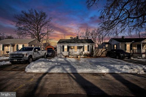 1812 Kittyhawk Rd, ESSEX, MD, 21221-1436 | Card Image