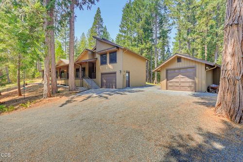 2280 Queens Branch Rd, Rogue River, OR, 97537-6627 | Card Image