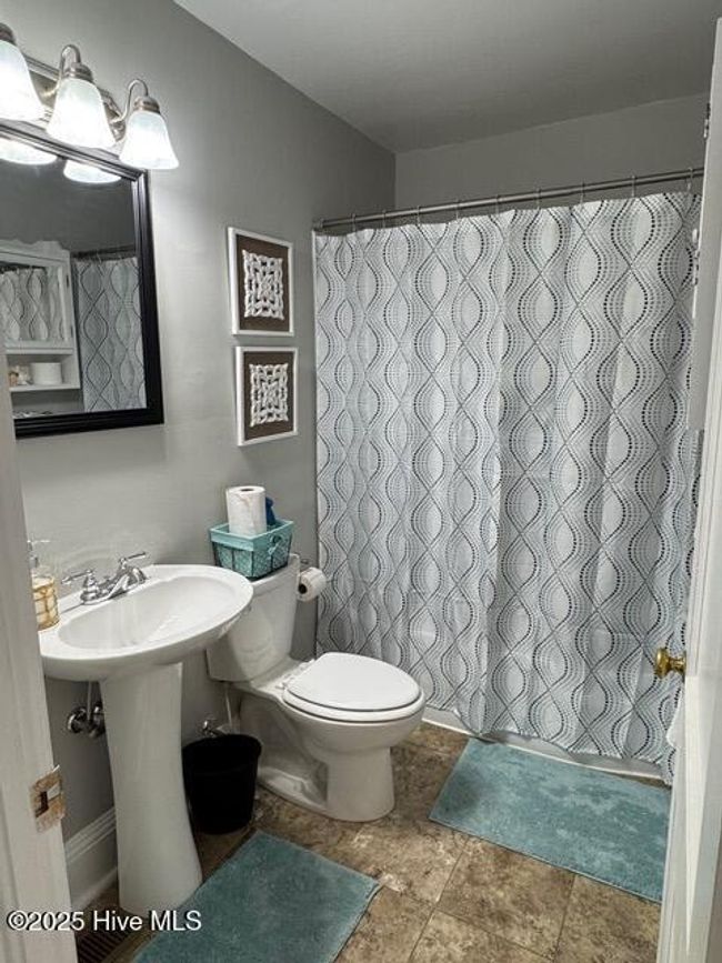 201 Garris St, House other with 3 bedrooms, 1 bathrooms and null parking in Conway NC | Image 12