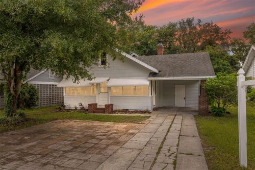 450 Avenue B Ne, WINTER HAVEN, FL, 33881-4718 | Card Image