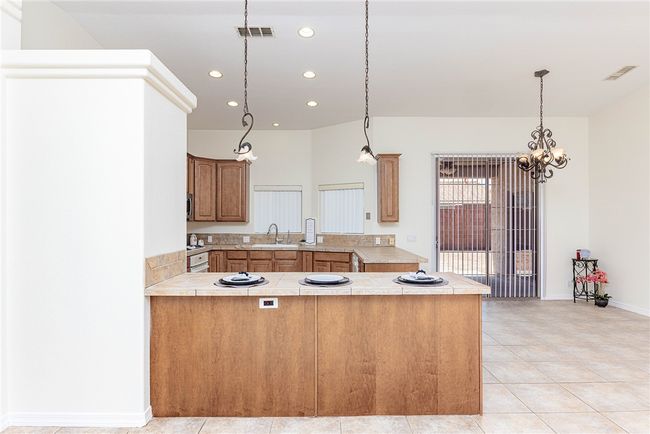 Kitchen | Image 6
