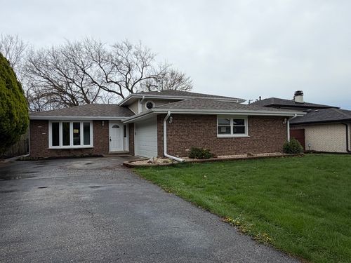 7547 Blazer Ave, Justice, IL, 60458-1315 | Card Image