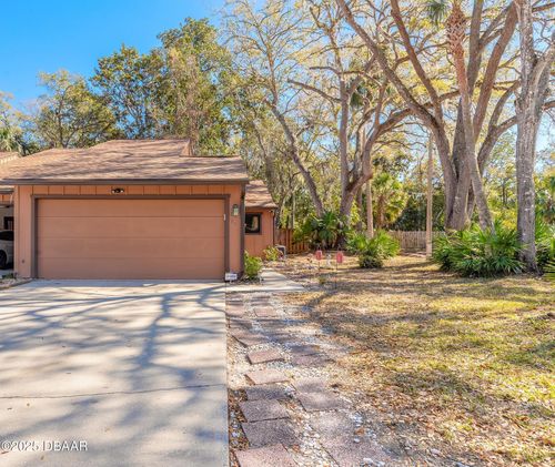 56 Park Pl, Ormond Beach, FL, 32174-6942 | Card Image