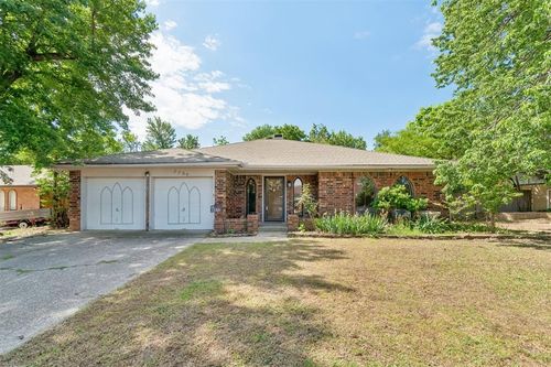 7704 N Northgate Avenue, Oklahoma City, OK, 73162 | Card Image