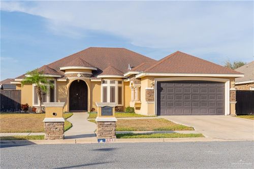 2017 Glendale Dr, Edinburg, TX, 78541-1526 | Card Image