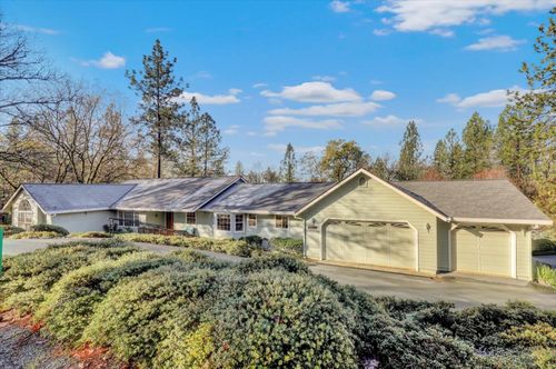 12941 Friar Tuck Rd, Grass Valley, CA, 95949-8745 | Card Image