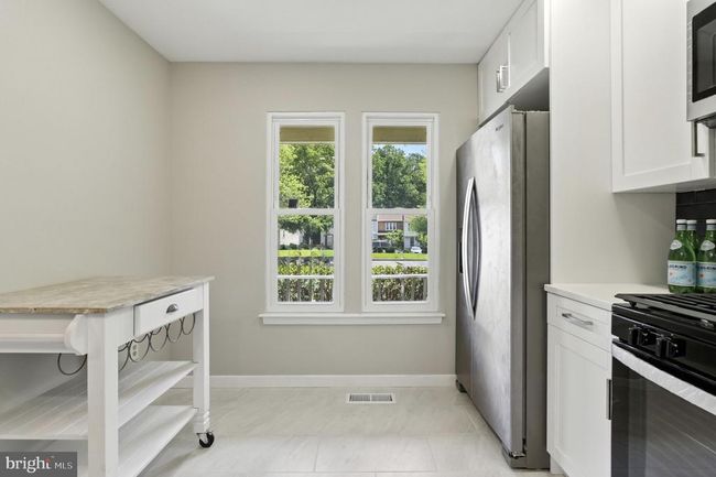14 Long Green Ct, Townhouse with 3 bedrooms, 4 bathrooms and null parking in SILVER SPRING MD | Image 4