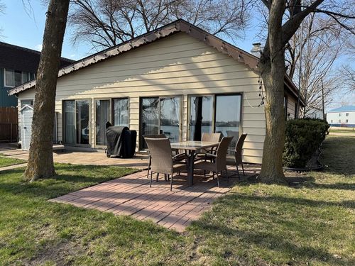 7467 Twin Lakes Rd, Manson, IA, 50563-7006 | Card Image