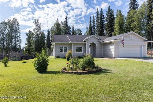 480 Kentshire Dr, Fairbanks, AK, 99709-2478 | Card Image
