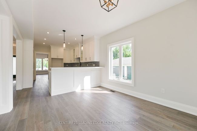 826 Montsell Ave, House other with 4 bedrooms, 3 bathrooms and 4 parking in Willow Beach ON | Image 13