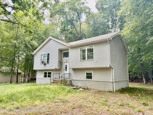 116 Noble Ln, East Stroudsburg, PA, 18301-6872 | Card Image