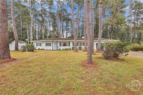 110 Barnwell Ave, Rincon, GA, 31326-9312 | Card Image