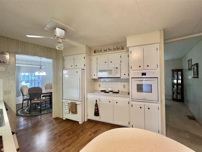 424 Hawthorne Blvd, House other with 2 bedrooms, 2 bathrooms and null parking in LEESBURG FL | Image 25