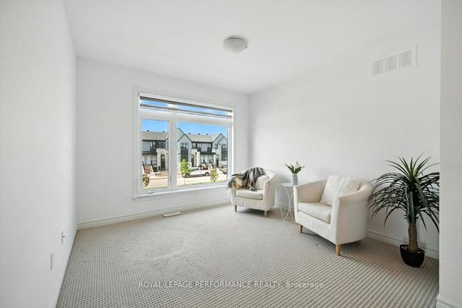 665 Cordelette Cir, House attached with 3 bedrooms, 3 bathrooms and 4 parking in Orleans ON | Image 21