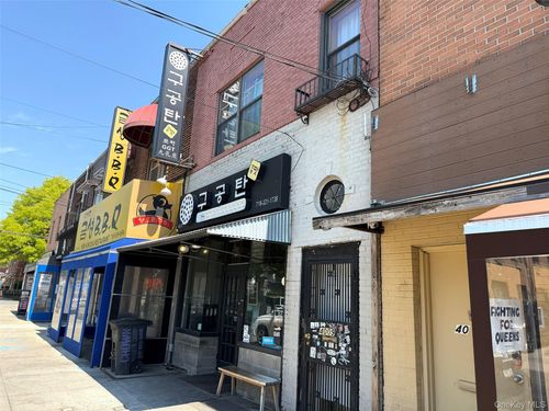 40-09 149th Pl, Flushing, NY, 11354-4942 | Card Image
