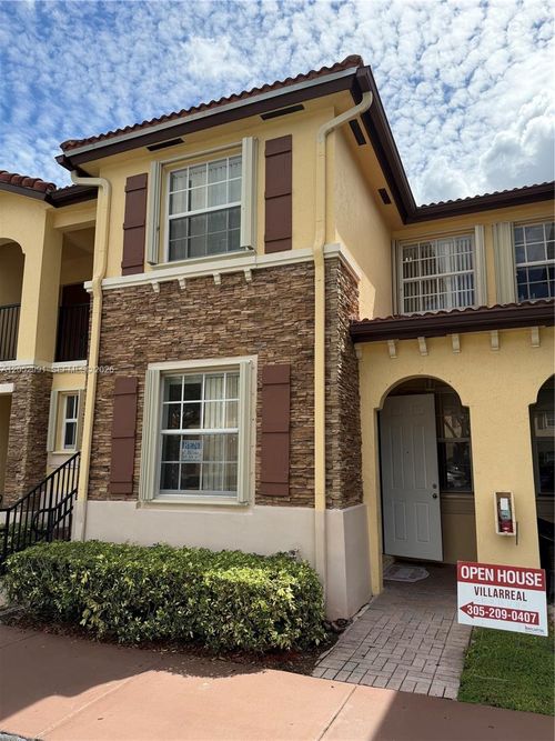 107-1575 Ne 33rd Avenue, Homestead, FL, 33033 | Card Image