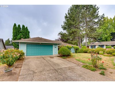 11860 Sw Wagonwheel Ct, House other with 3 bedrooms, 2 bathrooms and 2 parking in Beaverton OR | Image 2