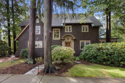 34 Hancock Ave, Newton, MA, 02459-1702 | Card Image
