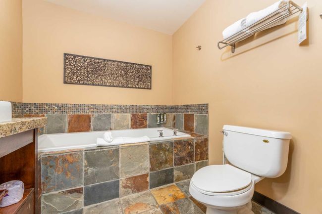 107 - 1818 Mountain Ave, Condo with 2 bedrooms, 2 bathrooms and 1 parking in Canmore AB | Image 14