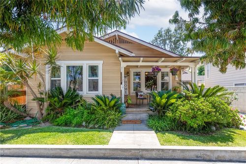 12712 Bailey St, Whittier, CA, 90601-4001 | Card Image