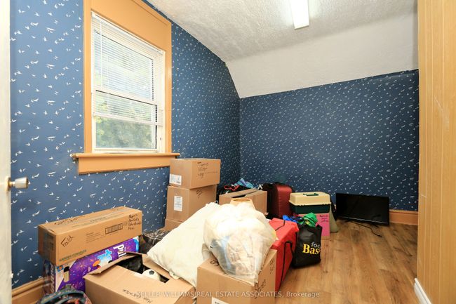 329 Josephine St, Home with 11 bedrooms, 6 bathrooms and 10 parking in Huron ON | Image 13